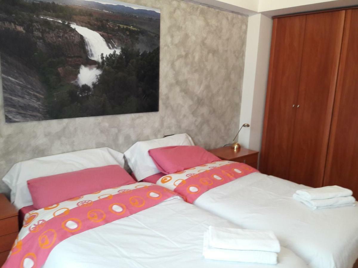 Cal Richi Apartment เตรมป์ ภายนอก รูปภาพ